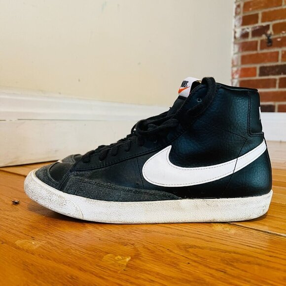 Nike Other - Nike Blazer Mid 77 Vintage Men's Size 9 US BQ6806-002 Black Athletic Shoes